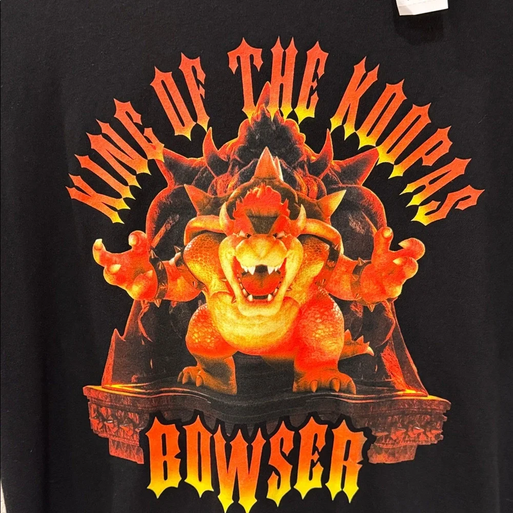 Super Mario Bowser Mario T-Shirt NWT